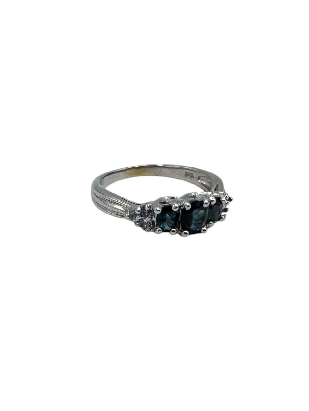 10kt White Gold and Spinel Ring